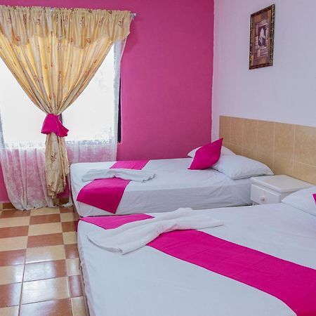 Oyo Hotel Marias,Aeropuerto Internacional De Chetumal Kültér fotó