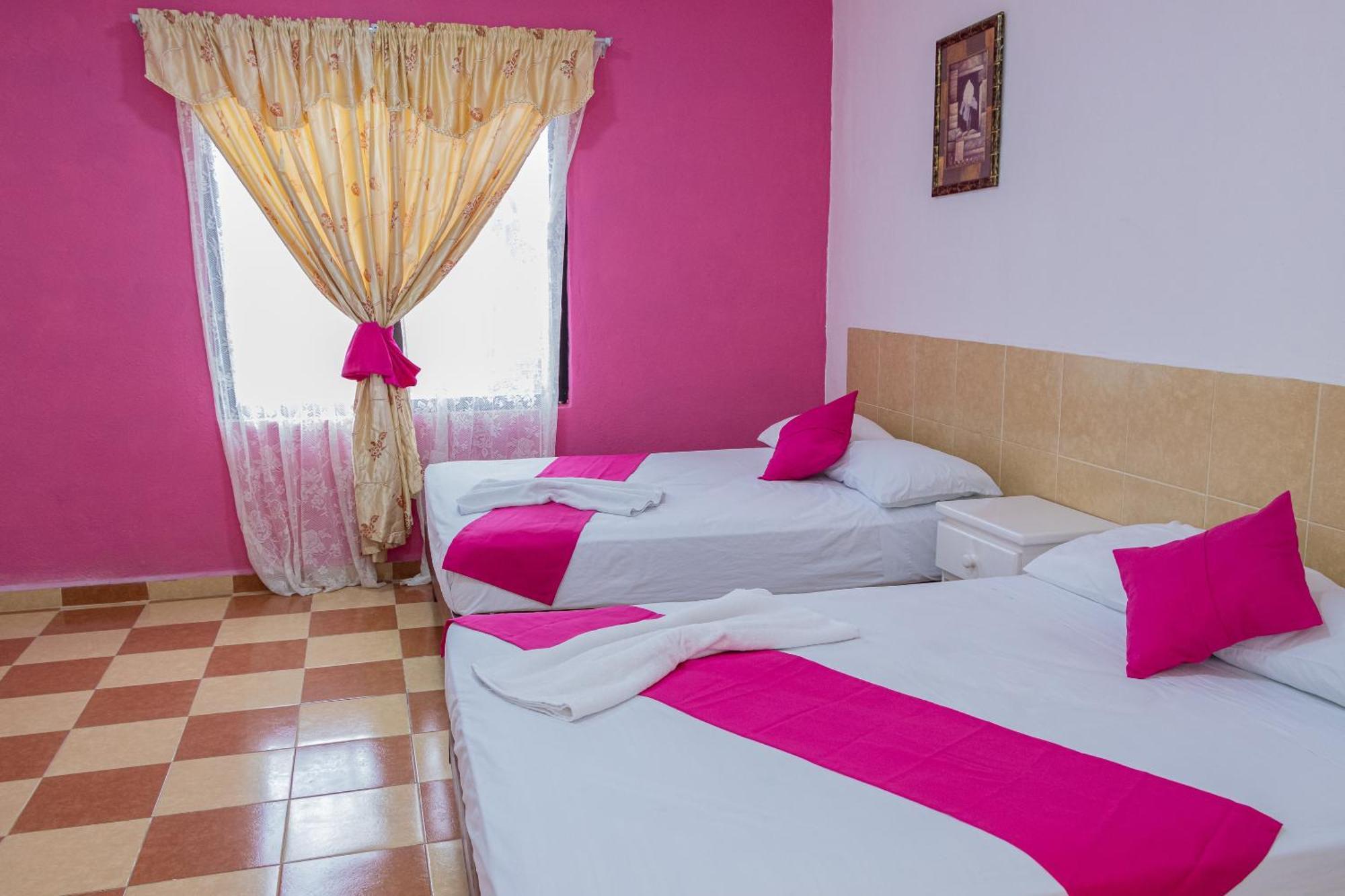 Oyo Hotel Marias,Aeropuerto Internacional De Chetumal Kültér fotó