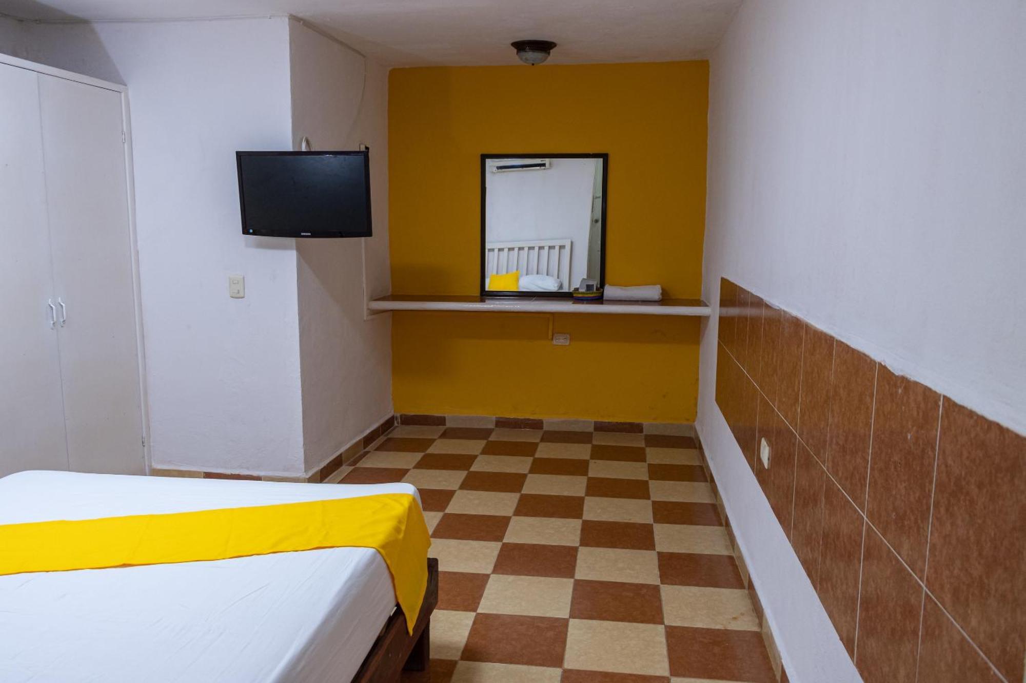 Oyo Hotel Marias,Aeropuerto Internacional De Chetumal Kültér fotó
