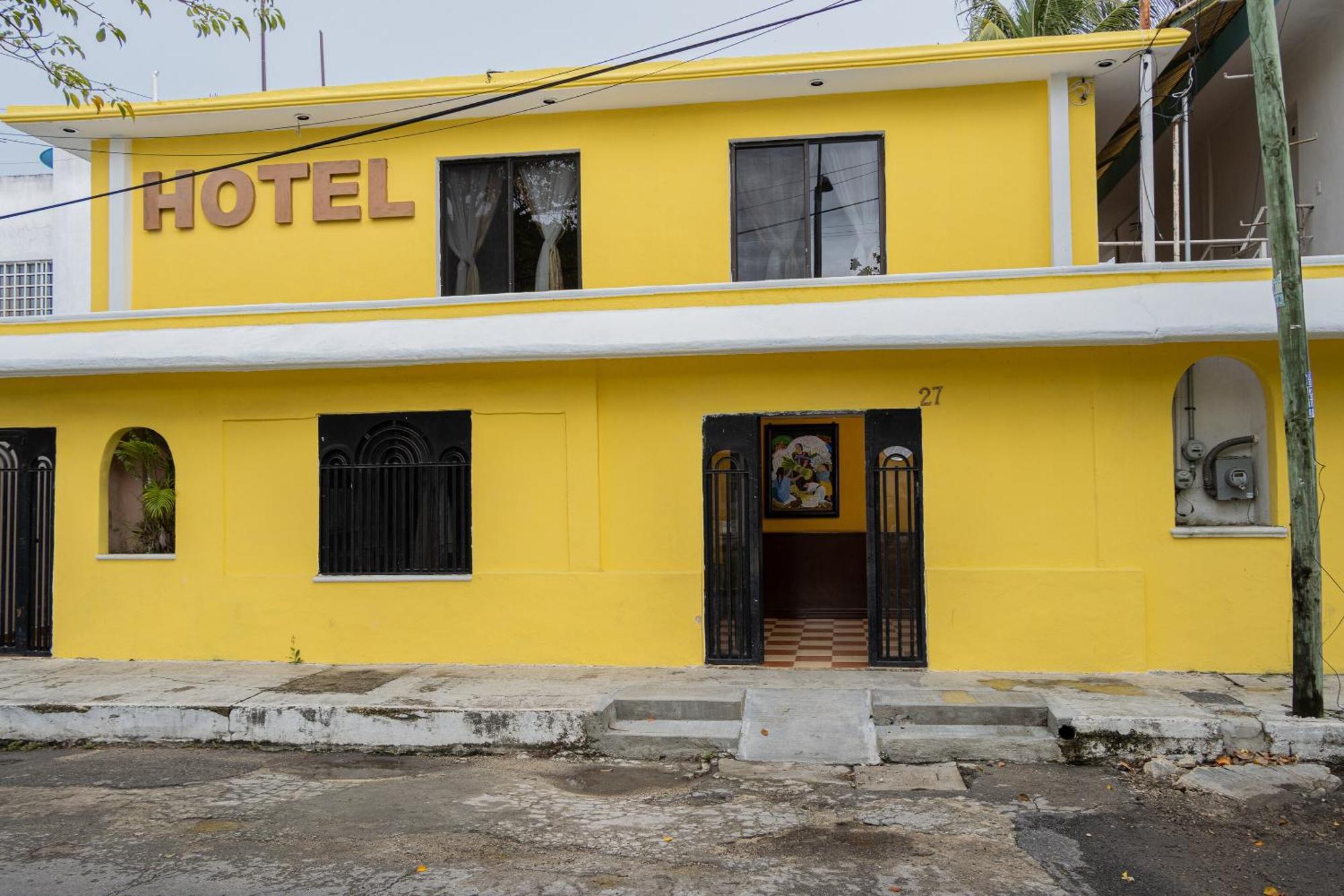 Oyo Hotel Marias,Aeropuerto Internacional De Chetumal Kültér fotó