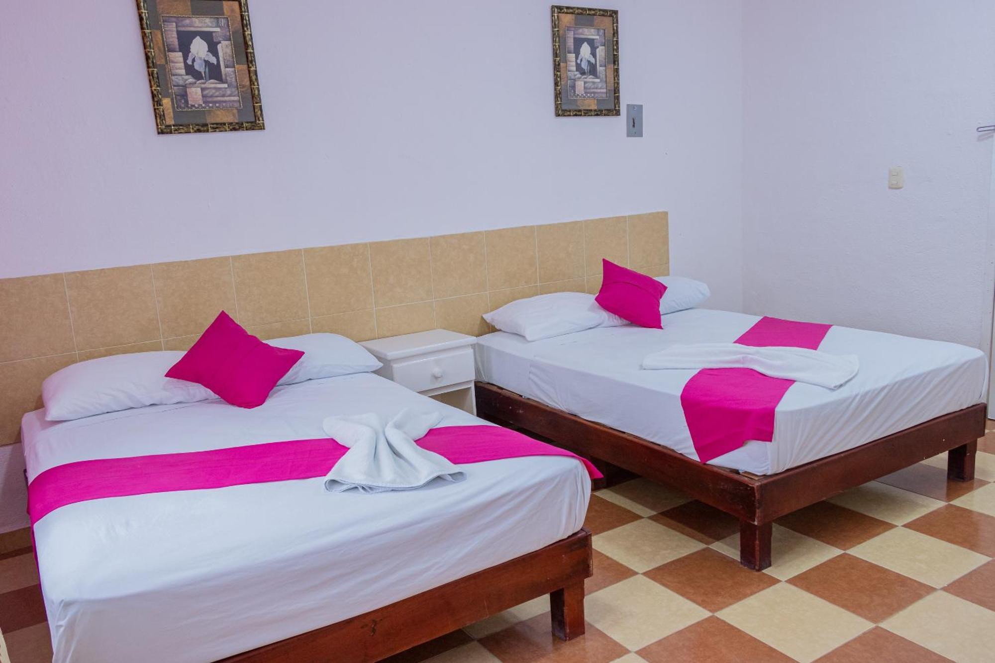 Oyo Hotel Marias,Aeropuerto Internacional De Chetumal Kültér fotó